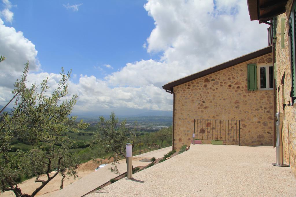Hostal Pekko Spello Exterior foto