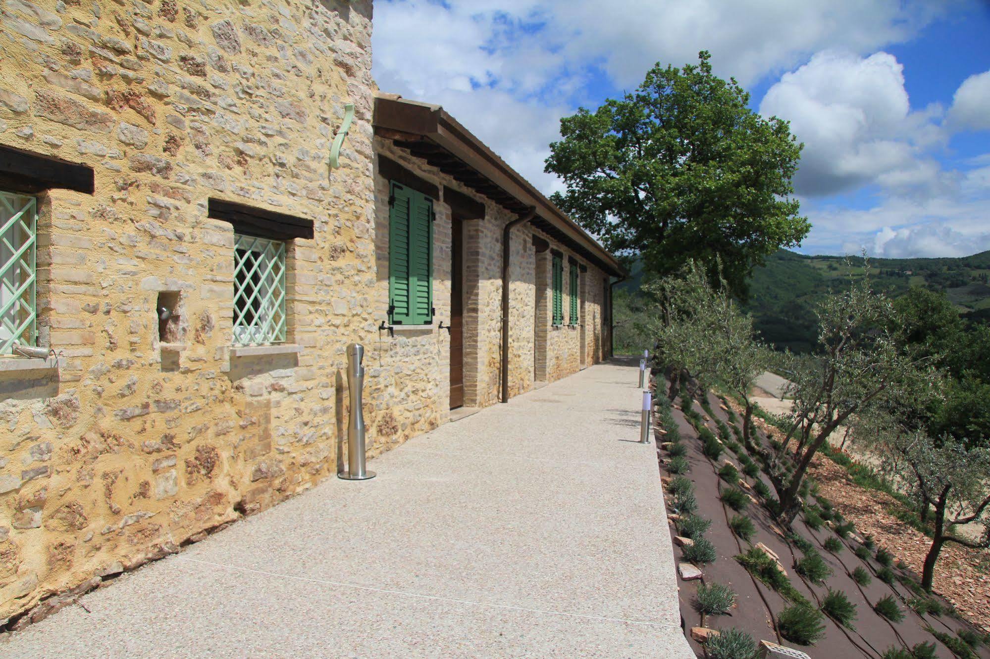 Hostal Pekko Spello Exterior foto